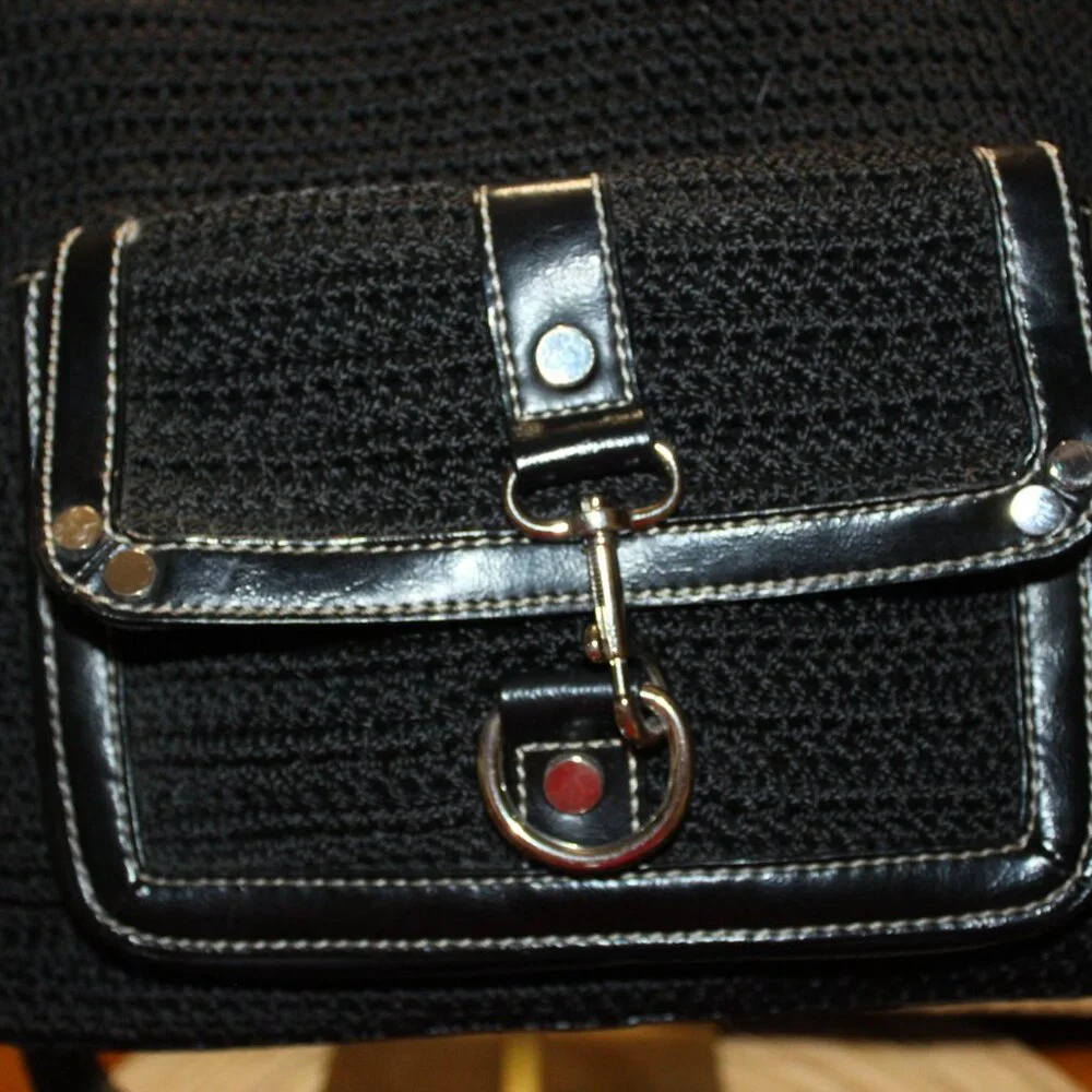 The Sak Crocheted Crossbody Purse BOHO look - Picture 2 of 15